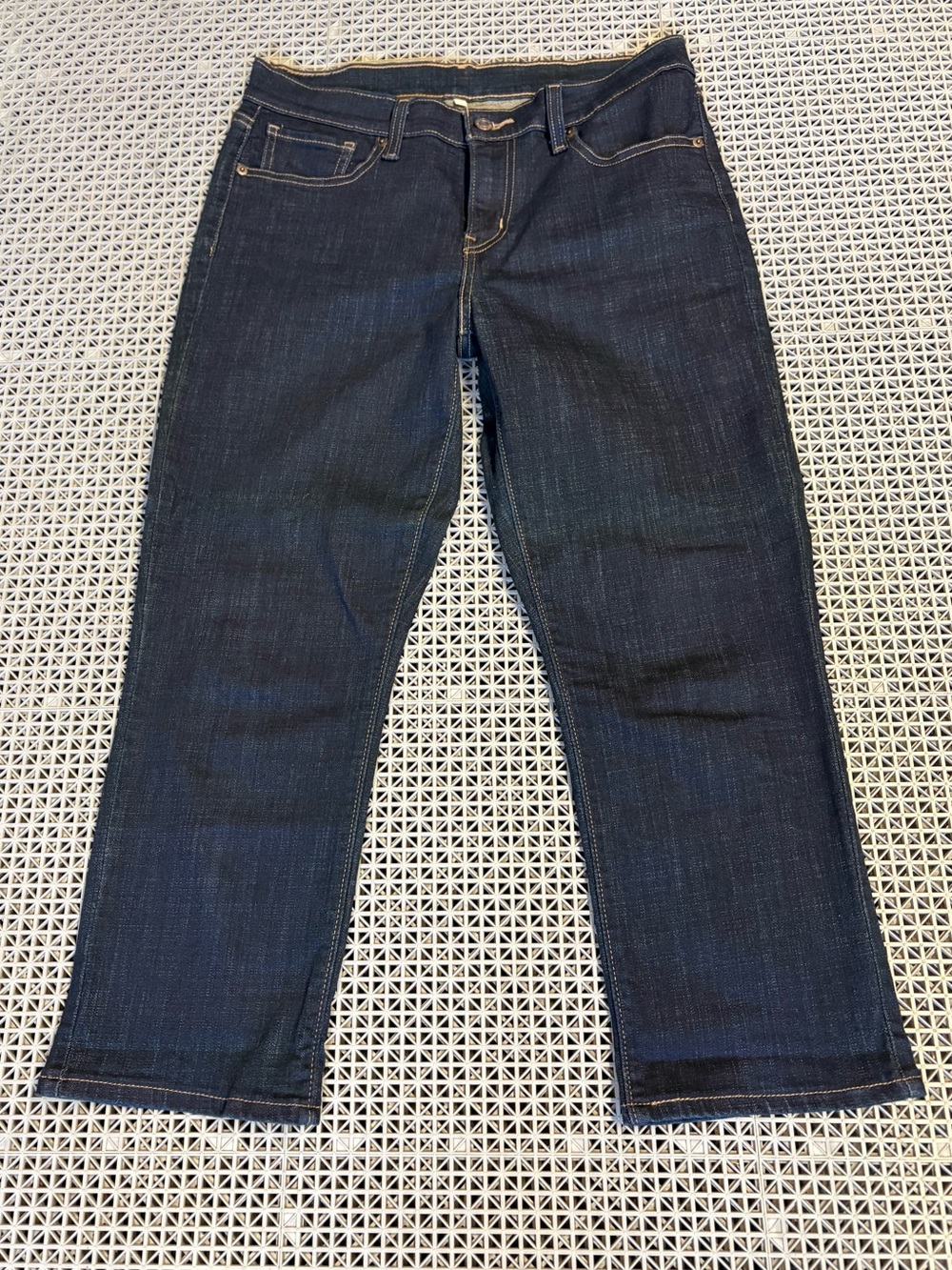 Levi's Dark Blue Women's Capris - Classic Denim